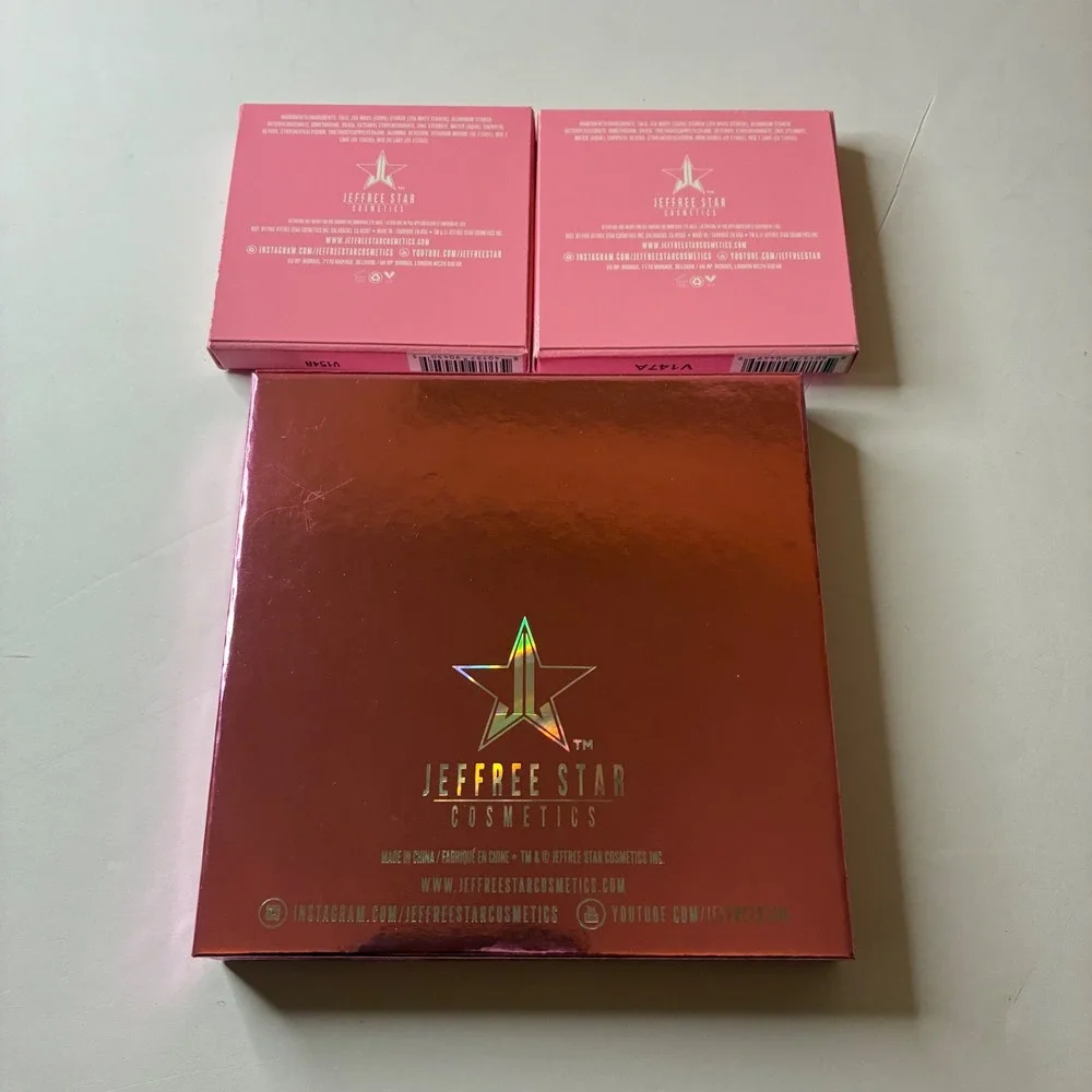 Jeffree Star Cosmetics Artistry Eyeshadow Magnetic Palette + 2 Minis Queen Freak
